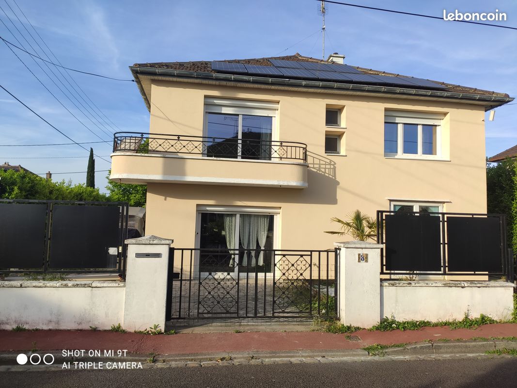 Maison 7 pièces 200 m² · à Chalon-sur-Saône · 200 m² · 220 000 €