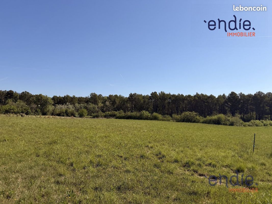 Terrain 2633 m² · à Salernes · 2 633 m² · 160 000 €