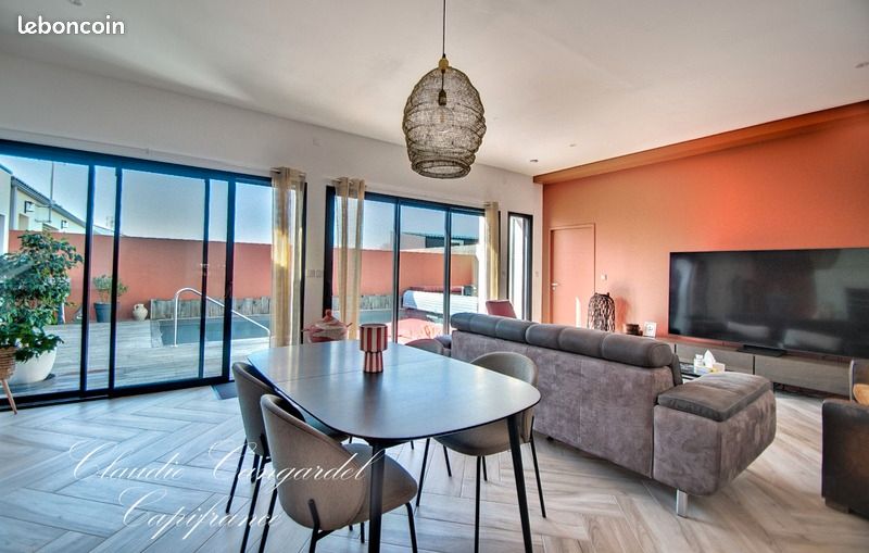 Maison 6 pièces 137 m² · à Ferrières · 137 m² · 437 000 €
