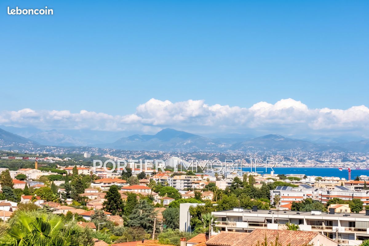 Appartement 3 pièces 73 m² · à Antibes · 73 m² · 1 700 €/mois