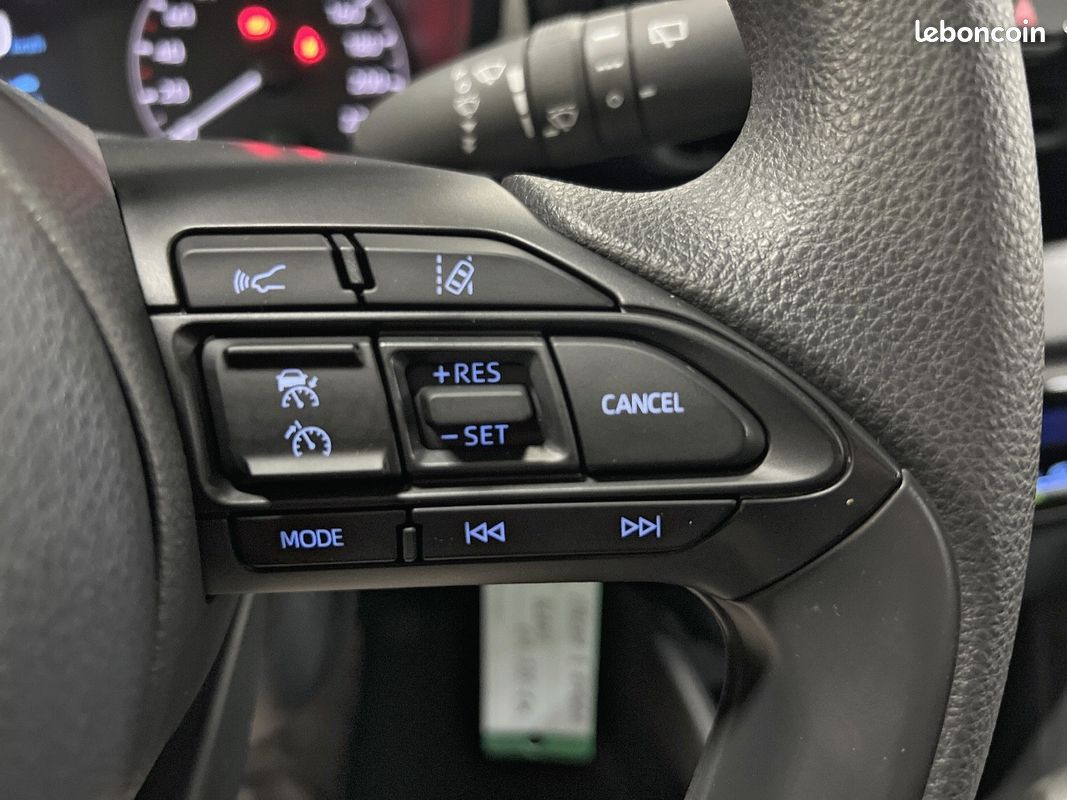 MAZDA Mazda2 Hybrid 1.5L CVT 116 ch Pure (image 14)