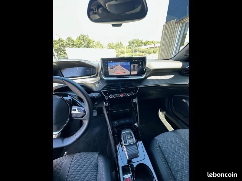 Peugeot 2008 1.5 BlueHDi 130ch S&S Allure EAT8 (image 16)