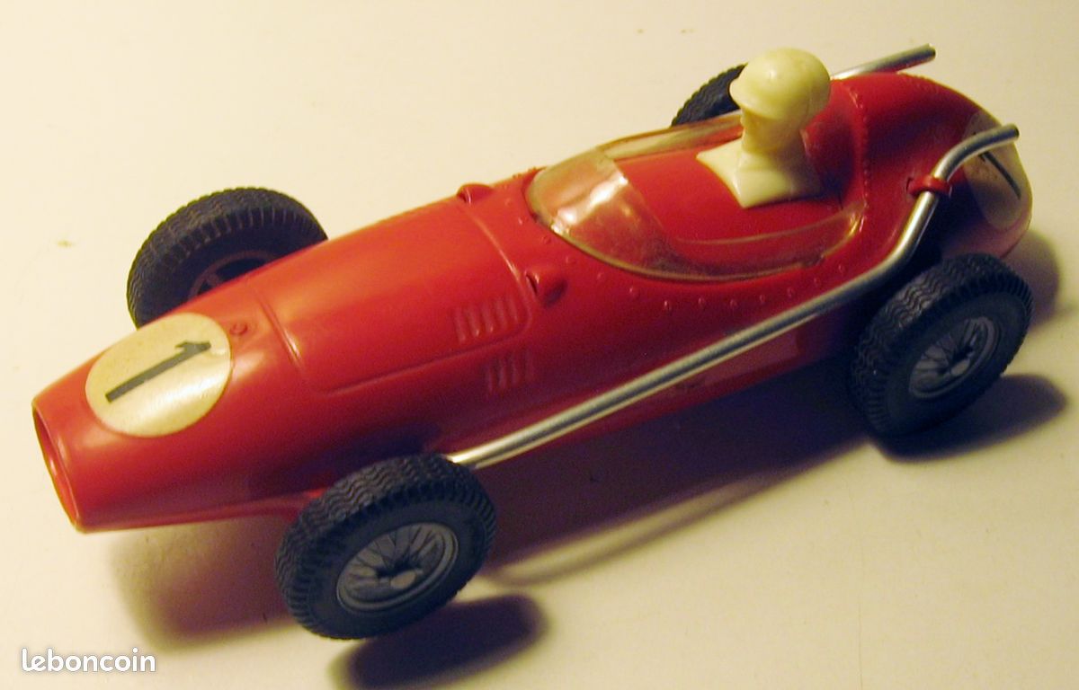 Circuit 24 Ferrari TR60 Rouge - Collection