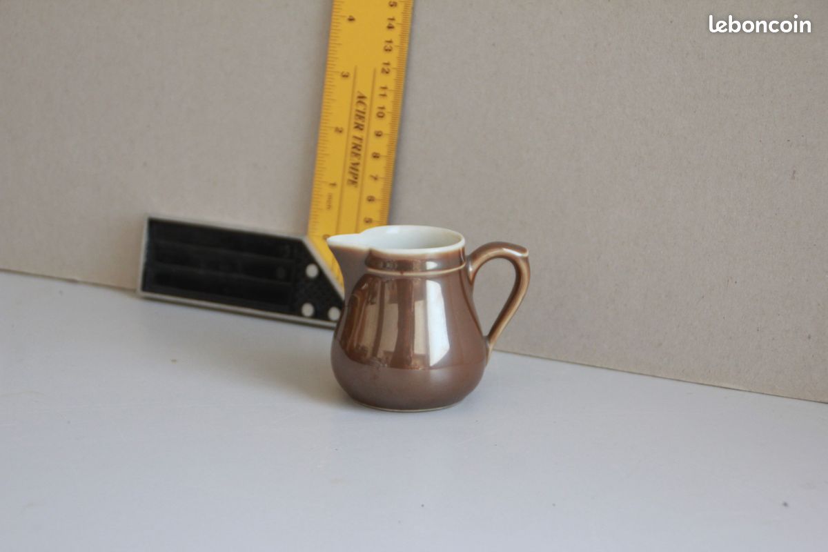 Petit pichet (image 1)