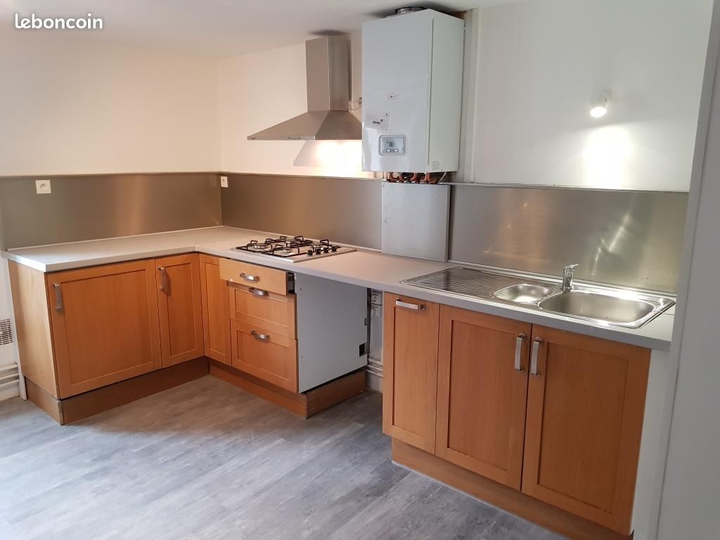 Appartement a louer lons-le-saunier - 3 pièce(s) - 65 m2 - Surfyn