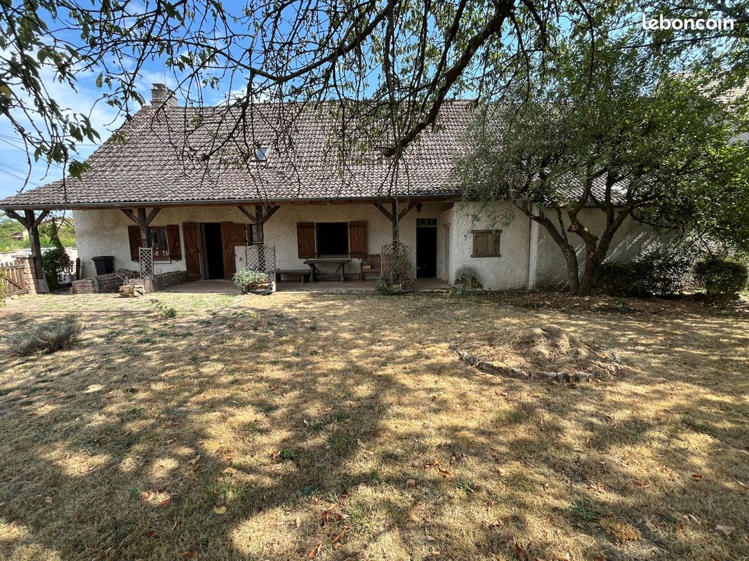 Maison 6 pièces 139 m² · à Cuisery · 139 m² · 155 000 €
