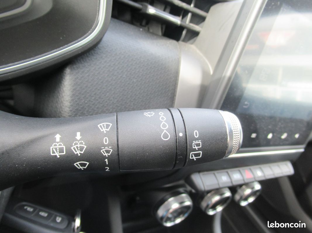 Renault CLIO V 1.6 E-TECH 140 BUSINESS Business (image 12)