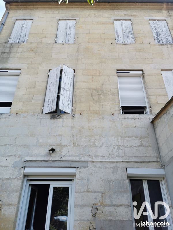 Maison 7 pièces 212 m² · à Saint-Médard-de-Guizières · 212 m² · 270 000 €