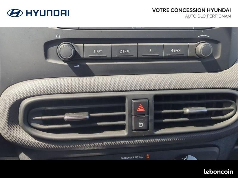Hyundai i10 1.0 67ch ECO Intuitive (image 19)
