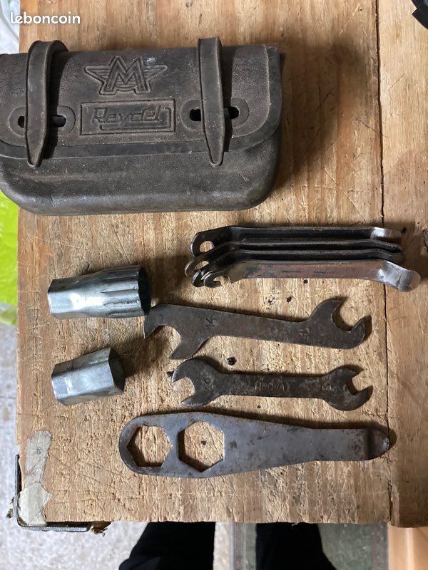 Sacoche Vélo Vintage REYDEL – Trousse à Outils Plastique/caoutchouc, Randonneuse Ancienne