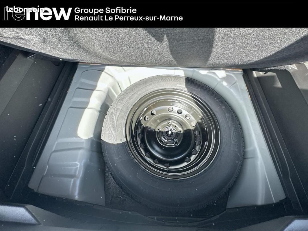 Renault Captur mild hybrid 160 EDC Iconic (image 27)