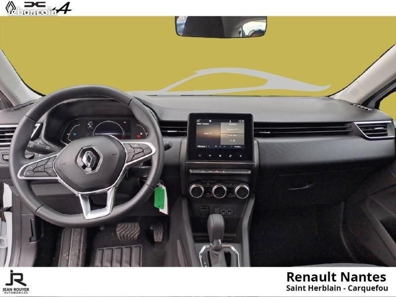 Renault Clio 1.6 E-Tech hybride 145ch Equilibre (image 2)