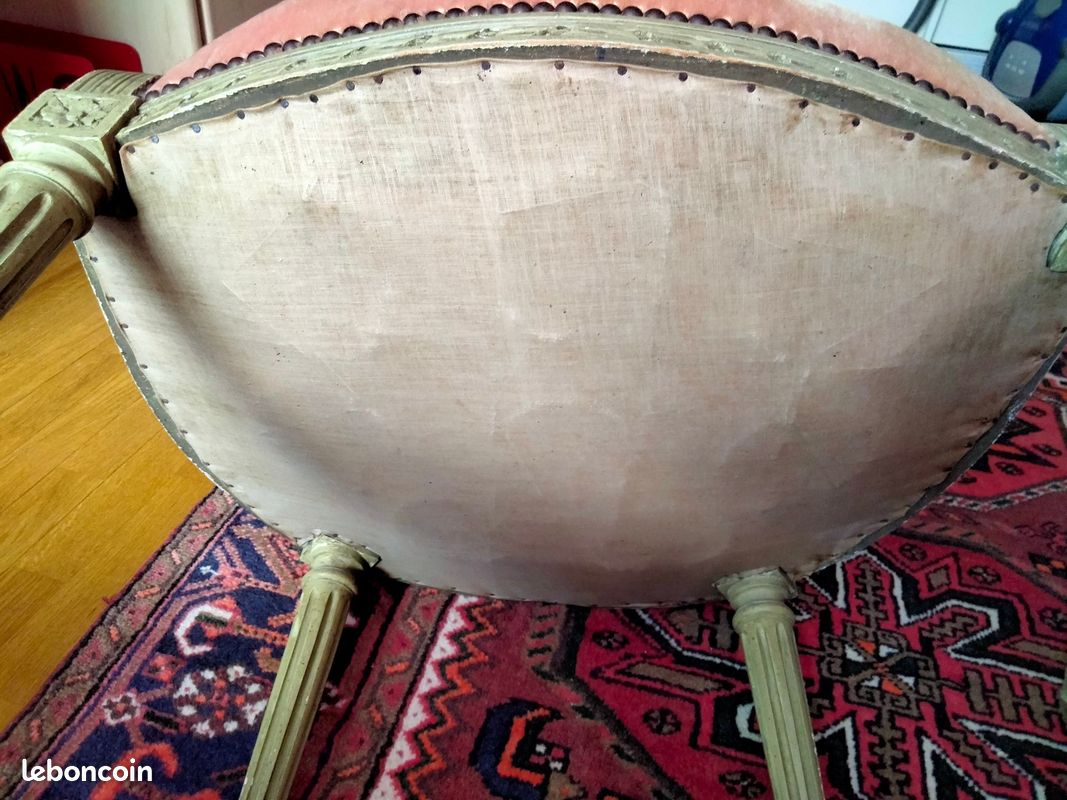 Paire de fauteuils style Louis XVI (image 5)