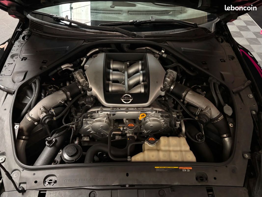 Nissan GT-R GT-R 3.8 V6 485 (image 37)