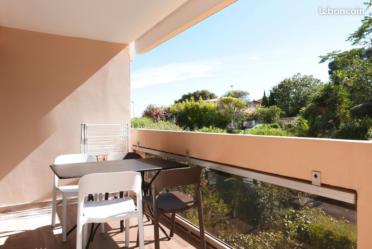Bandol bord de mer (2 ch, parking, clim, wifi) (image 12)
