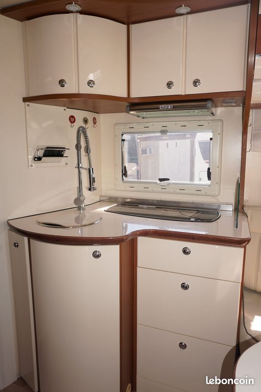 Camping-car intégral AUTOSTAR Passion I730 2019 - Lit central + pavillon - 130 CV (image 3)