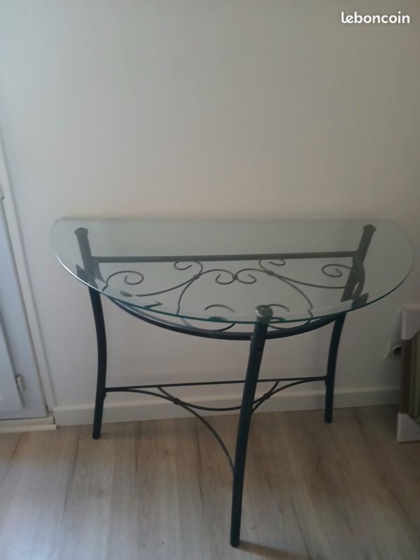 Console (image 1)