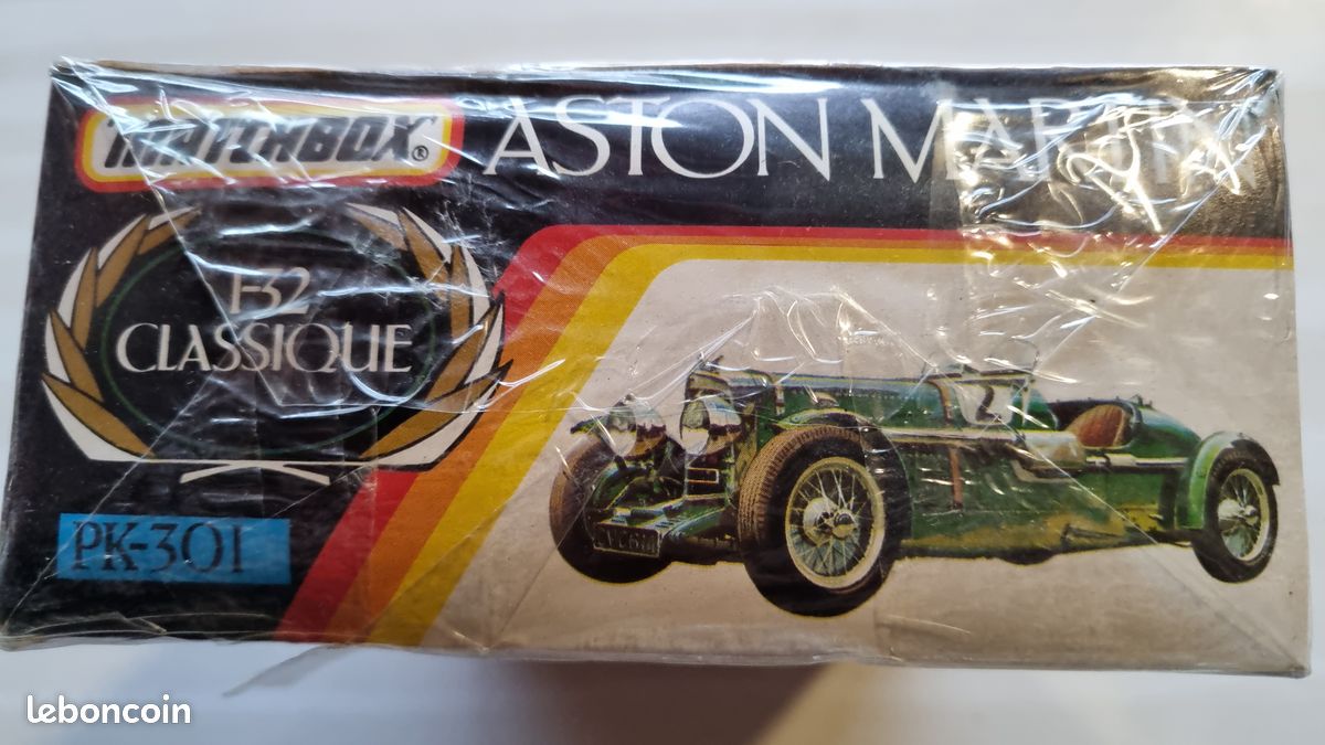 Maquette kit Matchbox Aston Martin Ulster – 1 :32e complète – Idéal pour slot racing type Scalextric - Modélisme