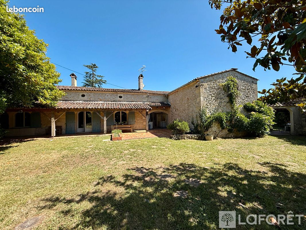 Maison 12 pièces 401 m² · à Illats · 401 m² · 479 000 €