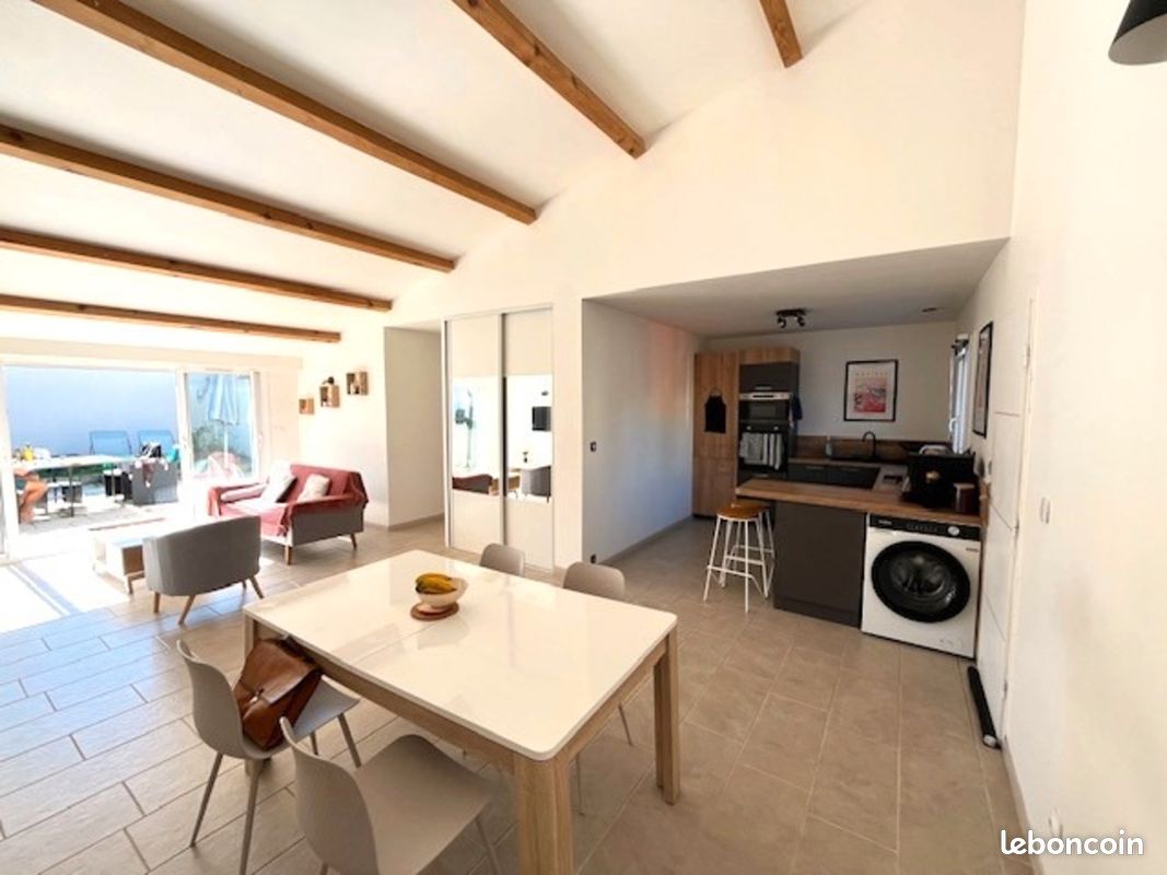 Maison 5 pièces 85 m² · à Croix-Chapeau · 85 m² · 294 000 €