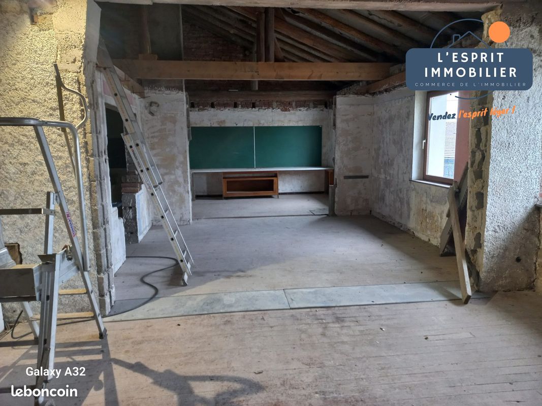 Maison 5 pièces 300 m² · à Bermering · 300 m² · 57 000 €