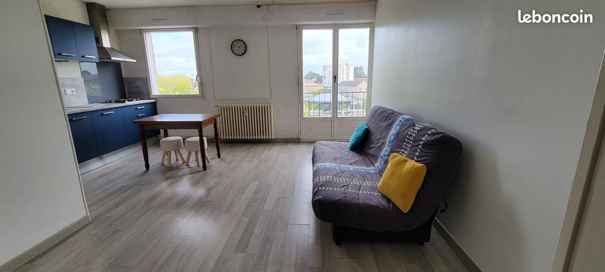 Appartement 2 pièces 30 m² · à Parthenay · 30 m² · 440 €