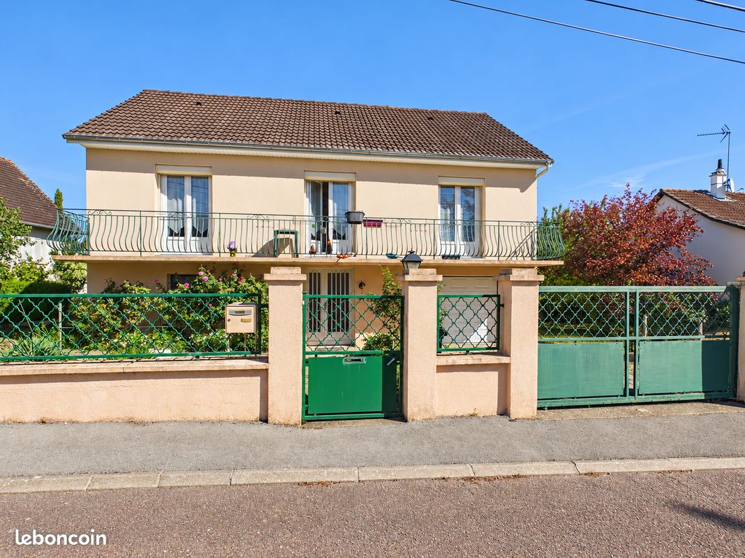 Maison 5 pièces 102 m² · à Coulanges-lès-Nevers · 102 m² · 145 000 €