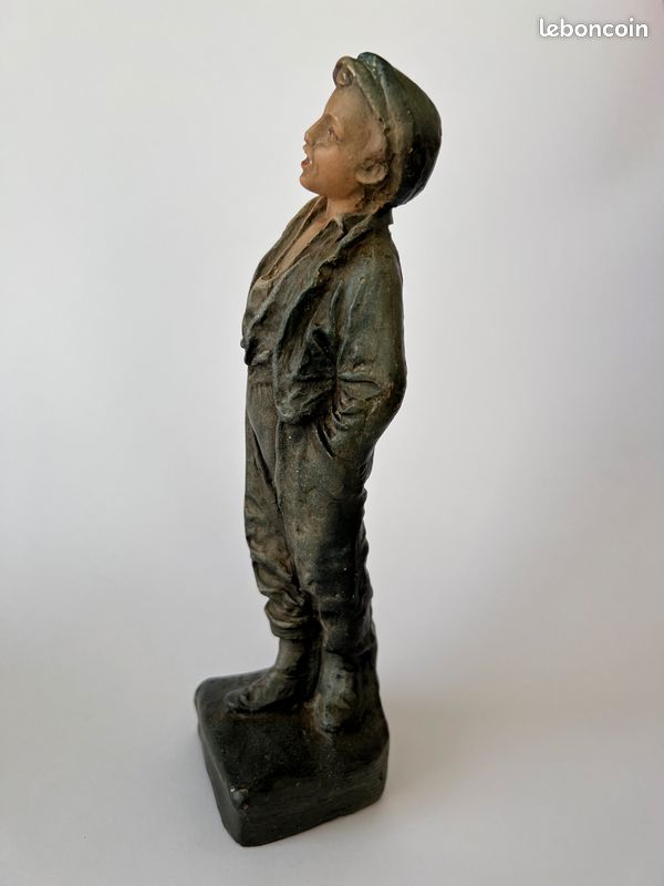 Statuette Titi parisien ou Gavroche - Antiquités