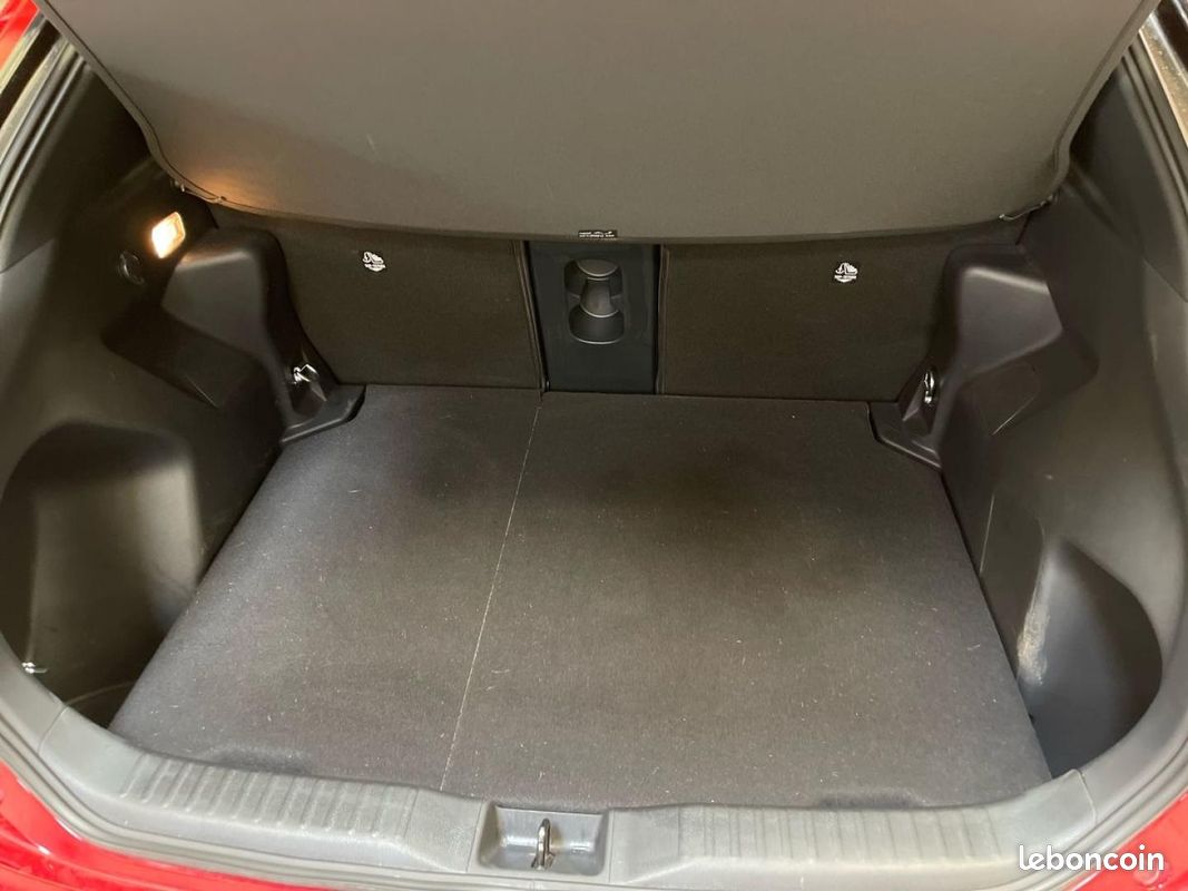 Toyota Yaris Cross 130h GR Sport MC24 (image 13)