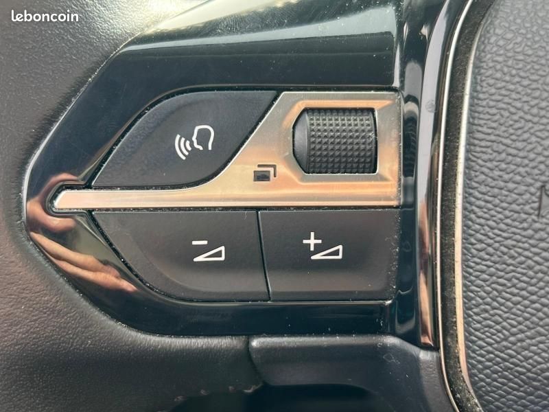 Peugeot 208 e-208 136ch Active Pack (image 13)