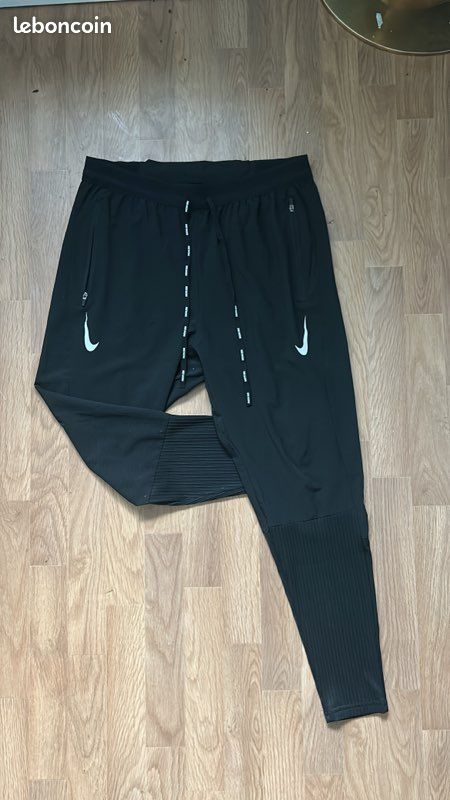 Double nike (négociable) (image 1)