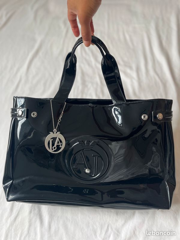 Sac cabas Armani Jeans verni noir XL Accessoires Bagagerie