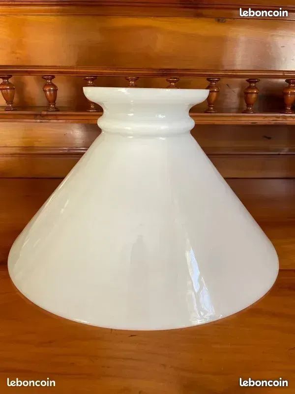 Abat-jour ORIGINAL En Opaline Lisse Des Années 1930  Fait Main 000