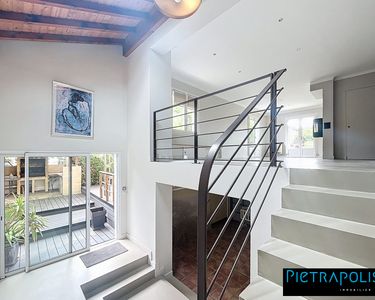 Maison 500 000 € - 166 m²
