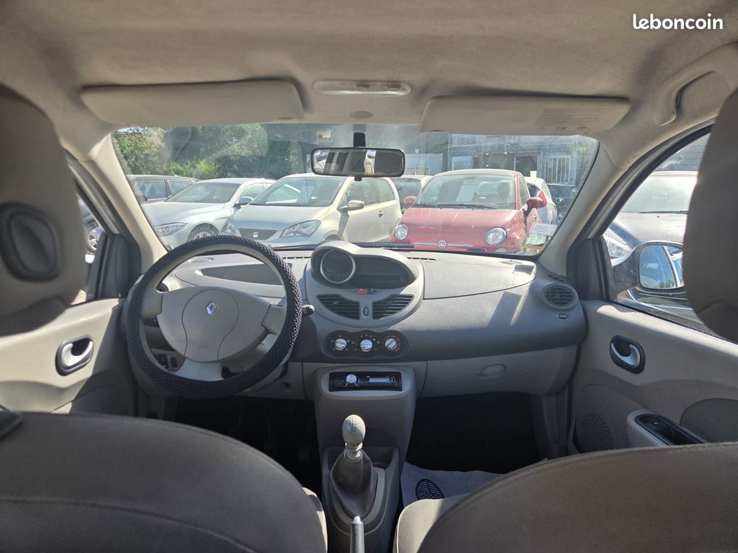 RENAULT TWINGO II 1.2 LEV 16v 75 eco2 Authentique (image 6)