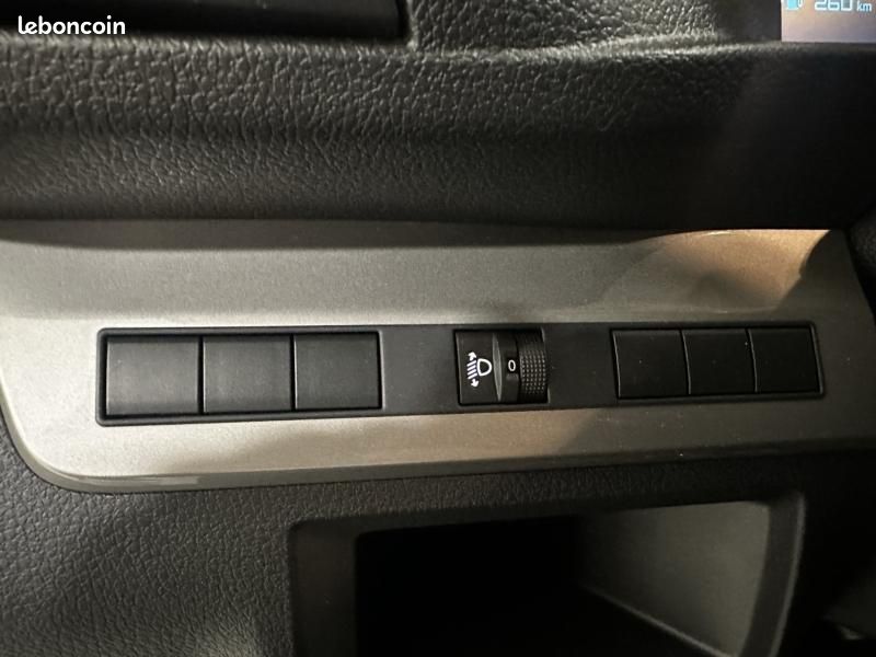 Citroen Jumpy Fg M 2.0 BlueHDi 145ch Pack Premium Connect (image 24)