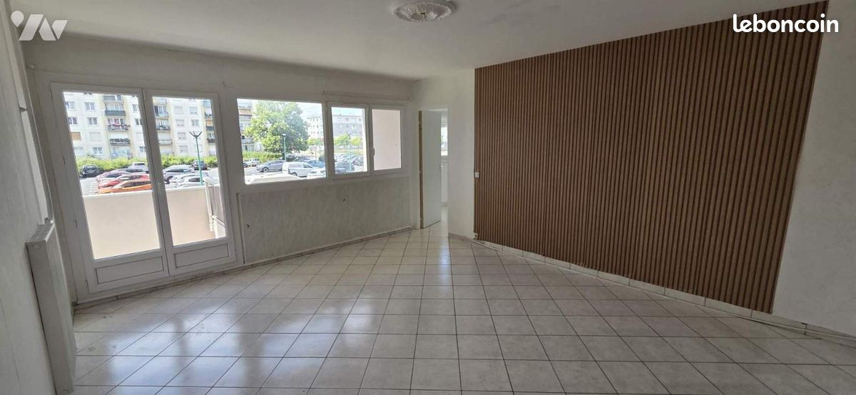 Appartement 5 pièces 99 m² · à Bihorel · 99 m² · 78 300 €