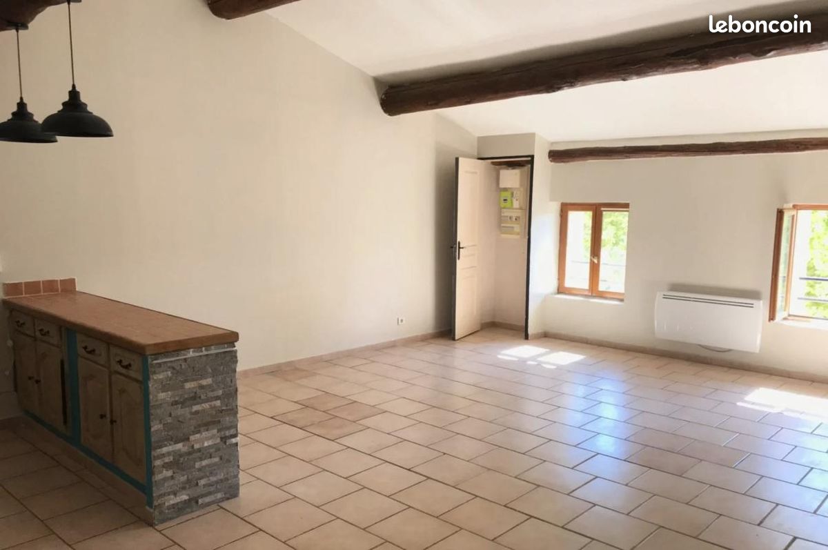 Appartement 3 pièces 57 m² · à Rognes · 57 m² · 855 €/mois