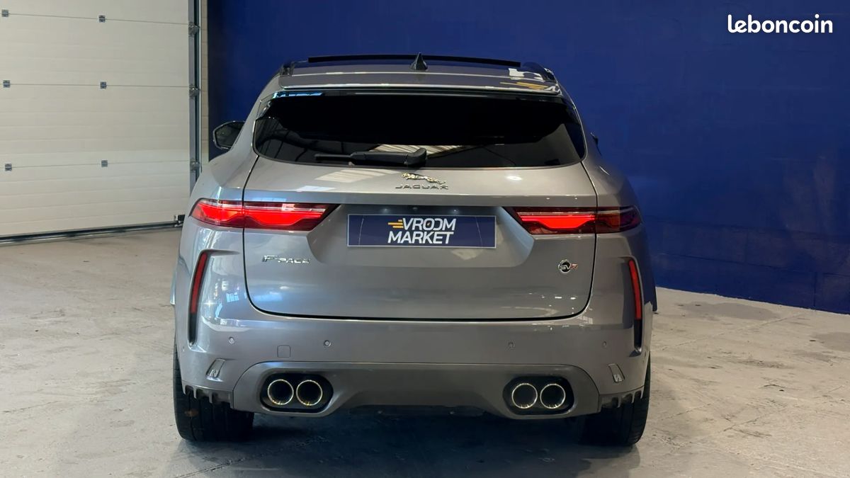 Jaguar F-Pace SVR 5.0 550ch 4x4 - Rare Phase 2 - Toit ouvrant - Son Meridian - Sièges AV/AR et volant chauffants (image 3)