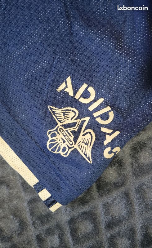Short adidas sample vintage (image 2)