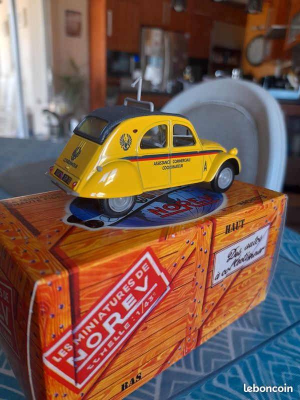 Citroen 2 CV AZL Taxi de Paris 1957 | Model Cars