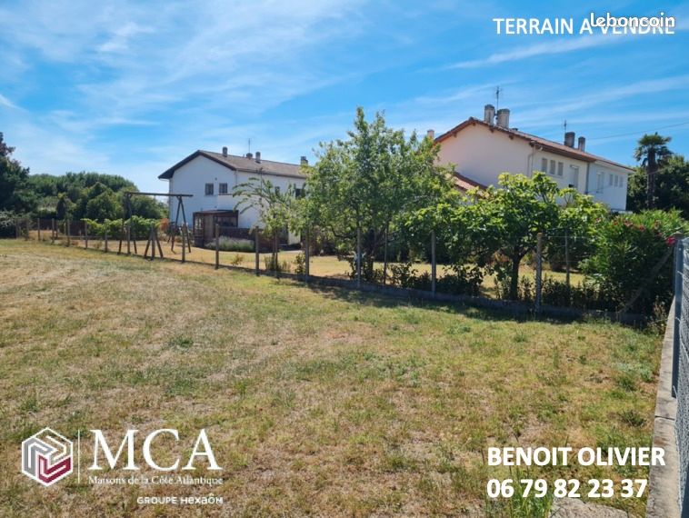Terrain 489 m² · à Royan · 199 000 €