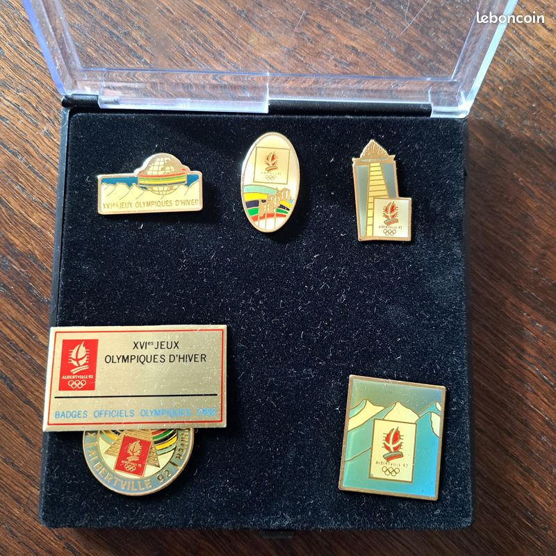 Jeux Olympiques - 413B Pin's Pins / beau et rare / THEME : JEUX Jeux Olympiques - 413B Pin's Pins / beau et rare / THEME : JEUX