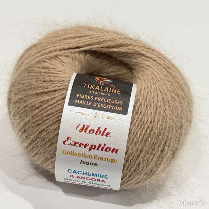 B04 250g 70% ANGORA / CACHEMIRE TAUPE (17/2) laine fil tricot dentelle