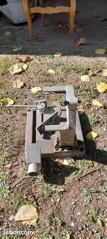 Vend support grosse meuleuse (image 1)