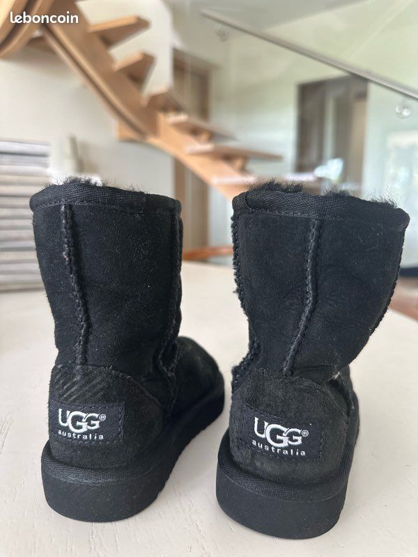 Ugg enfant 22 (image 4)