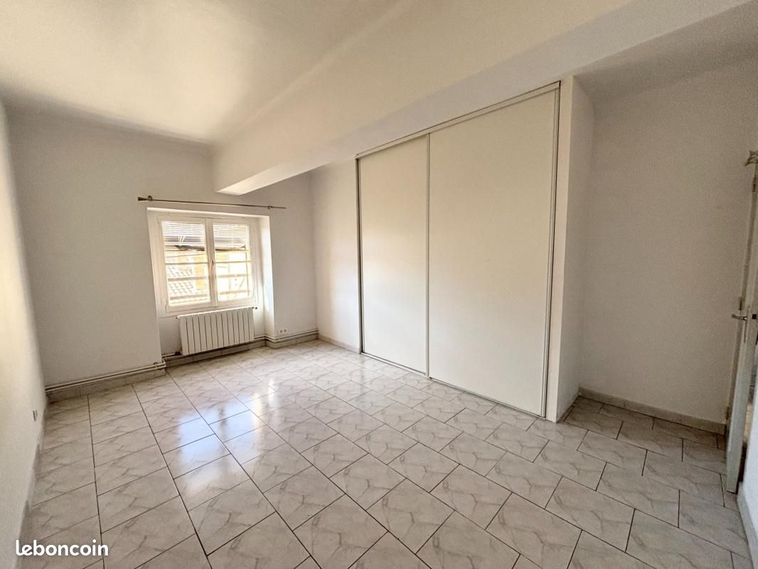 Appartement a louer avignon - 3 pièce(s) - 84 m2 - Surfyn