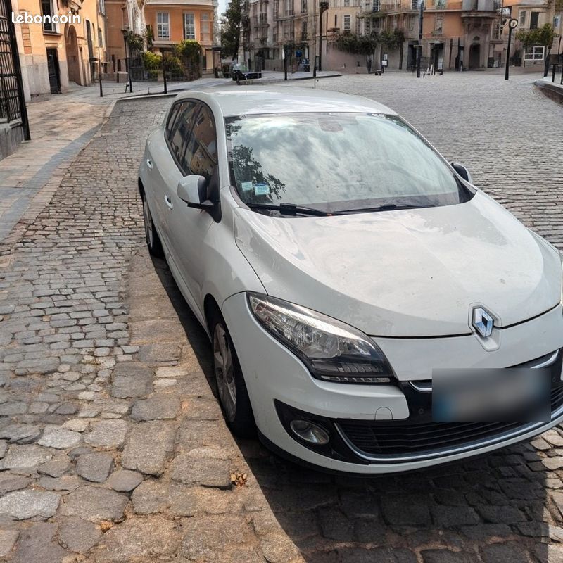 Megane dci 110cv 2013 tbe (image 1)