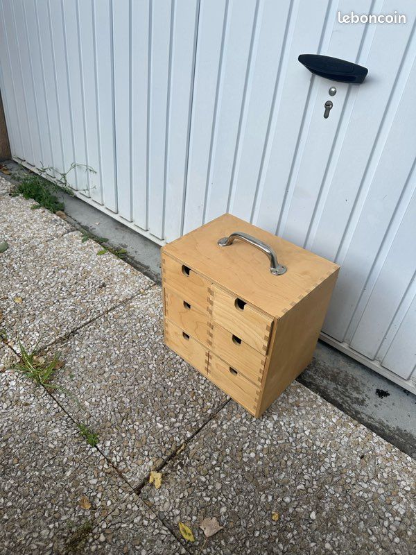 Rangement en bois (image 2)