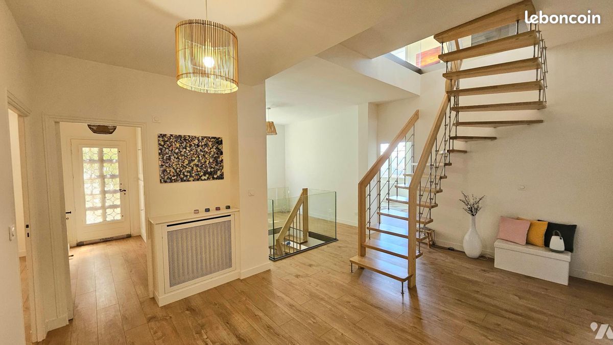 Maison 5 pièces 261 m² · à Nice · 261 m² · 1 750 000 €